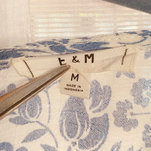 E & M - puff sleeve blouse - Picture 4 of 11